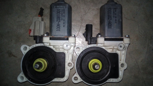 Motor Elevavidrios Delantero Derecho Cherokee Kk 08/14