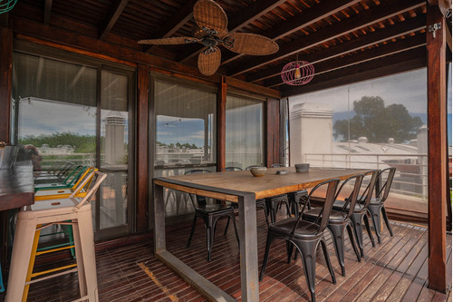 En Venta. El Talar De Martinez. 3 Ambs. Quincho Y Terraza Propios. Cochera.