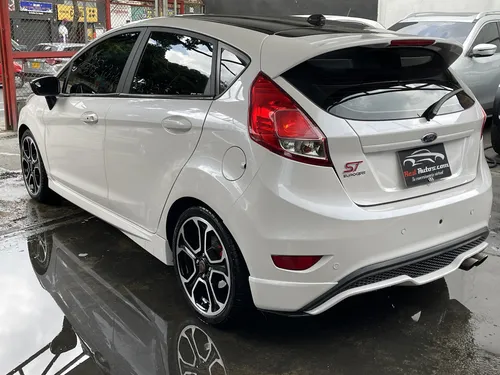 Ford Fiesta HATCHBACK ST MT 1600CC T