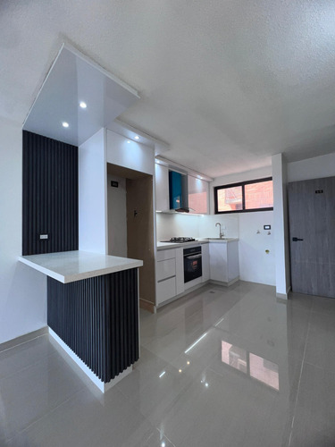 Apartamento Remodelado A Estrenar Lomas De Mañongo. Az