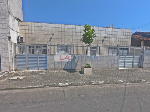 Imagem 2 de 15 de Ref. 14195 - Casa Isolada - 2 Dormitórios - Quintal - Aviação - V14195