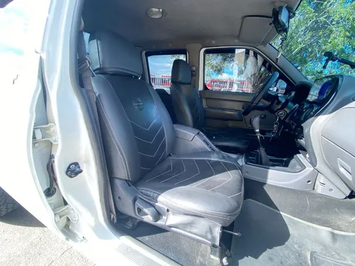Nissan Frontier Np300 Mt 2.4 4x2