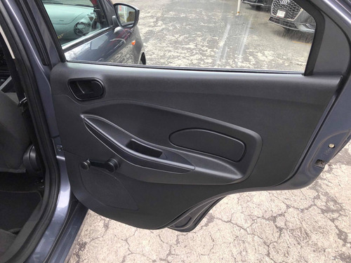 Imagen 6 de 9 de Ford Figo 2017 1.5 Energy Sedan At