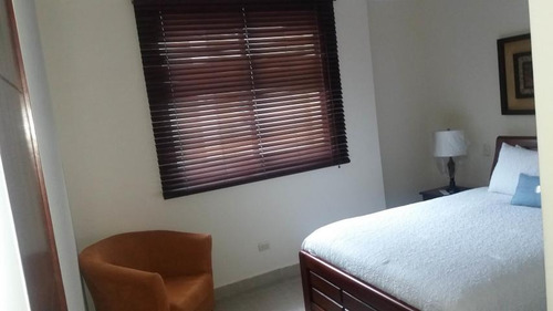 Venta De Apartamento En Green Bay, Costa Del Este 18-3009