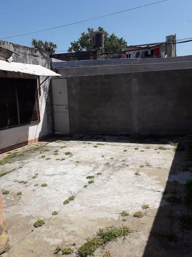 Imagen 7 de 8 de Ph De 3 Ambientes Independiente Con Entrada Para Autos