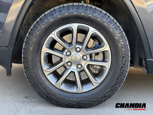 Jeep Grand Cherokee 3.6 LAREDO 4X2 AT