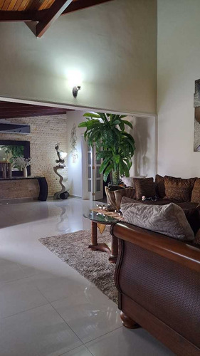 Imagen 5 de 20 de Se Vende Casa Conj Res Parque Residencial Juanico