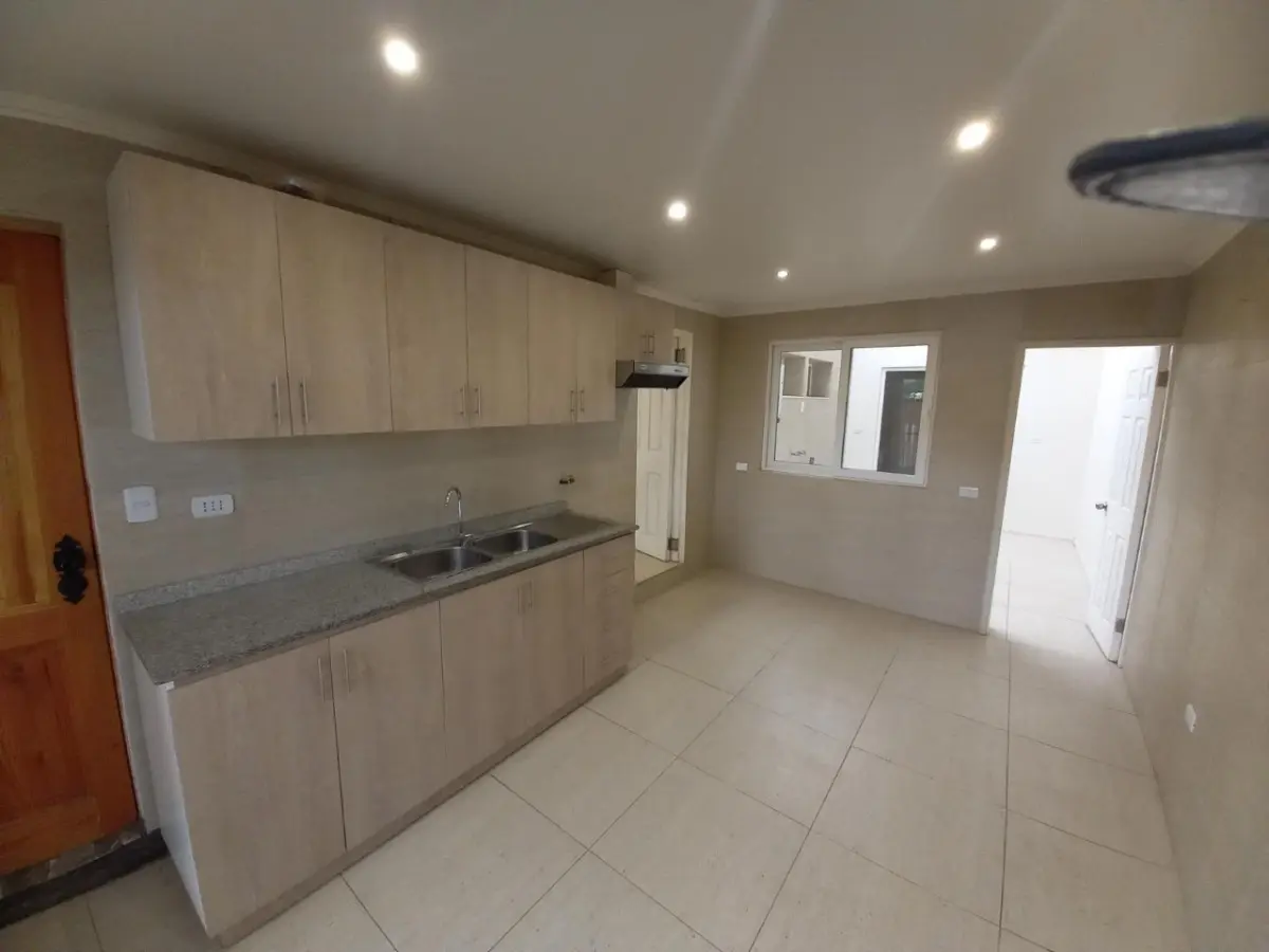 Imagen 2 de 8 de Casa En Arriendo En Centro De Quillota
