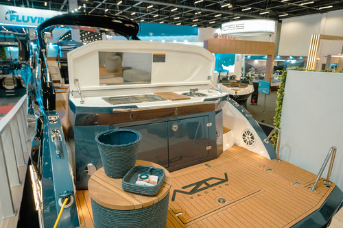 Lancha Azov Z380c Cabinada Offshore
