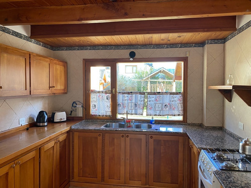 Imagen 8 de 22 de Alquiler Temporario Turístico Casa 3 Dorm En San Martín De Los Andes