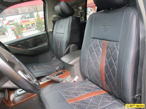 Nissan Pathfinder Le 4x4 2500cc At Aa