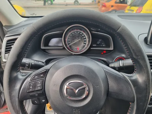Mazda 3 TOURING 2.0 MT