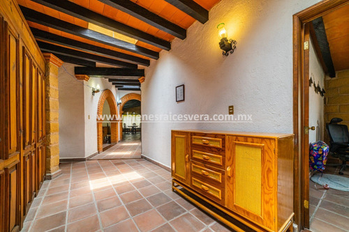 Imagen 5 de 14 de Casa En Venta En Colinas Del Bosque, Querétaro. Antonieta
