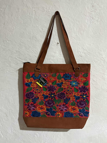 Cartera De Gamuza Y Bordado Artesanal Mexicano 