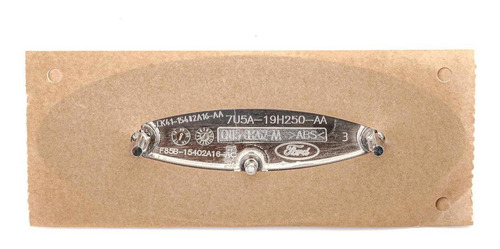 Imagen 3 de 9 de Emblema Ford Trasero Ford Focus Ii