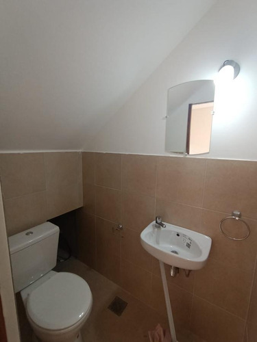 Imagen 21 de 30 de Duplex Tipo Casa Venta -165 Mts 2 Terreno-cochera - Berisso