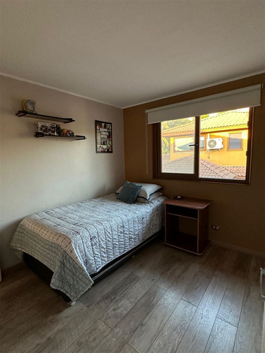 Casa Completamente Remodelada, Inmejorable Ubicación