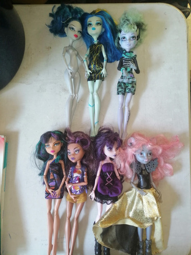 Lote De Muñecas Monster High 