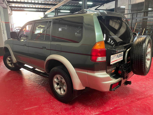 Imagen 4 de 12 de Mitsubishi Montero Sport Gnc