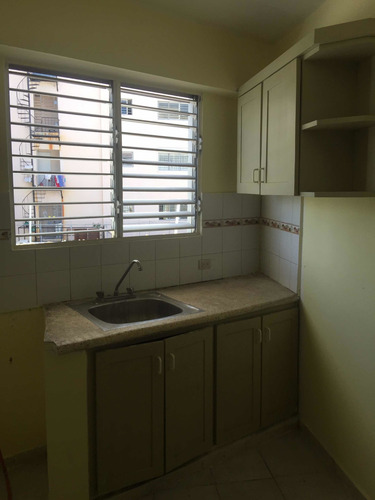 Imagen 8 de 14 de Alquilo Varios Apartamentos Estudios En El Ozama
