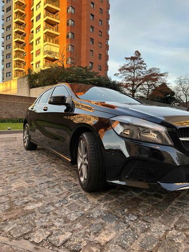 Mercedes-Benz Clase A 1.6 A200 Urban 156cv