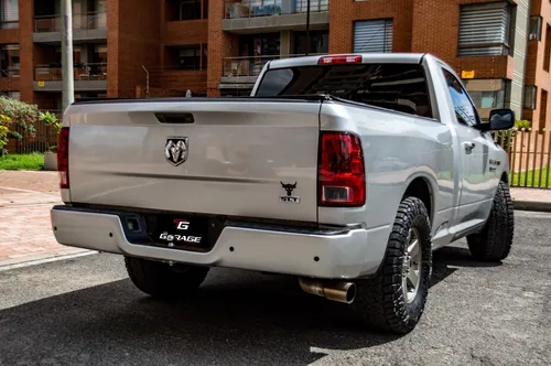 Dodge Ram 5.7 1500 Slt 4x2