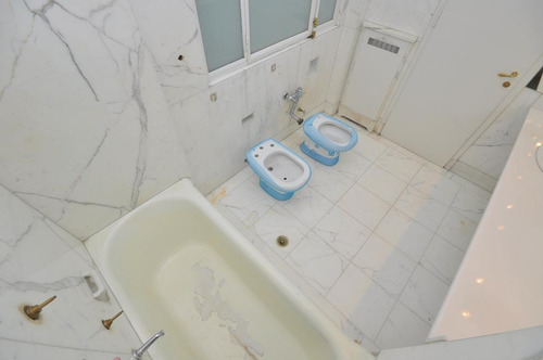 Imagen 21 de 30 de Excepcional Piso En Edificio Francés Sobre Avenida Alvear Único Por Su Categoría
