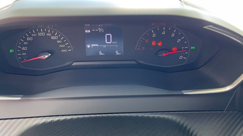 Imagen 21 de 25 de Peugeot 208 New Like 1.2