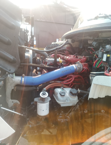 Tortón Motor Cummins Con Freno De Motor Transmisión Automá