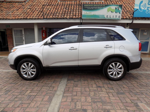 Kia Sorento Ex 2.2cc At Aa