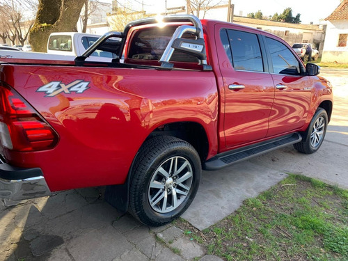 Imagen 7 de 8 de Toyota Hilux D/c Srx 4x4 Automatico 2017