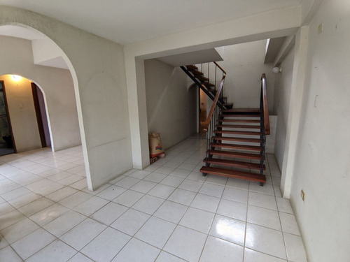 Imagen 2 de 21 de Casa En Venta En Urb Prados Del Golf Cabudare Piedad Norte Lara Venezuela Jm
