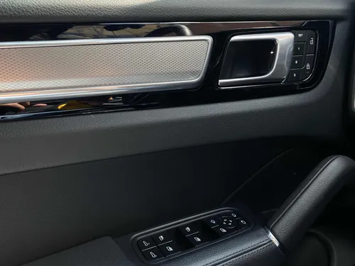 Porsche Cayenne Coupé Platinum Edition