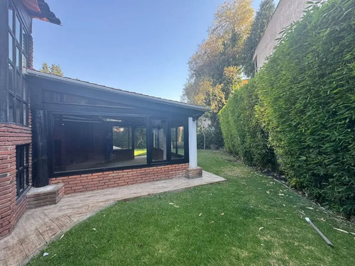 Casa Muy Amplia En Venta Y Renta En Residencial La Asunción Frente A Parque Bicentenario De Metepec