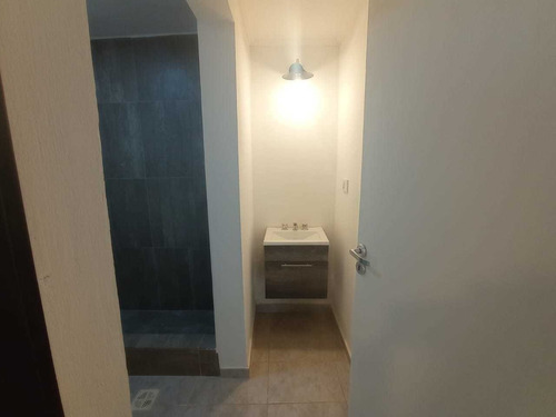 Departamento En Venta 70 9 Y 10 Refaccionado S/ Exp.