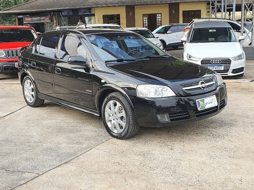 Imagem 5 de 7 de Chevrolet Astra 2.0 Mpfi Advantage 8v