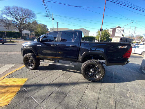 Imagen 3 de 9 de Toyota Hilux 2019 2.8 Cd Srx 177cv 4x4 At