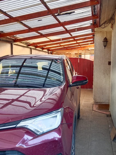 Venta De Exclusiva Residencia En Los Lirios, Collao: Comodi