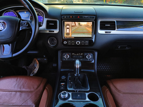 Volkswagen Touareg 3.0 V6 Tdi At