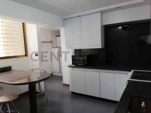 Apartamento En Urb Santa Paula