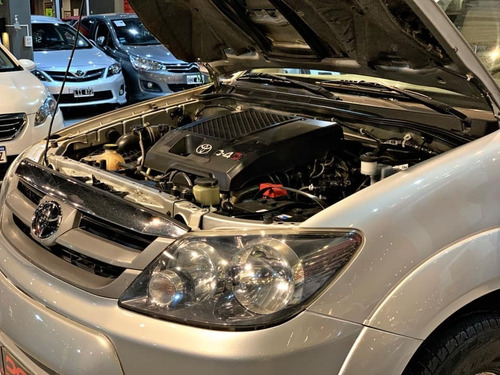 Toyota Sw4 Srv 4x4 3.0 Tdi Aut 2008 190.000km Gris