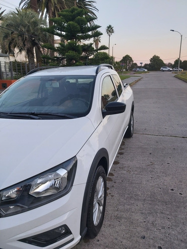 Volkswagen Saveiro 1.6 Gp Cd Trendline 101cv 2017