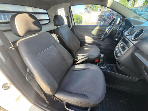 Volkswagen Saveiro 1.6 Ce