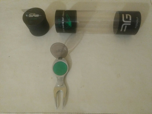 Imagen 2 de 3 de Golf. Levantapiques Con Limpiador De Pelota.