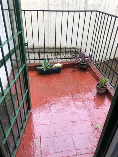 Imagen 7 de 16 de Muy Amplio Departamento.bajas Expensas