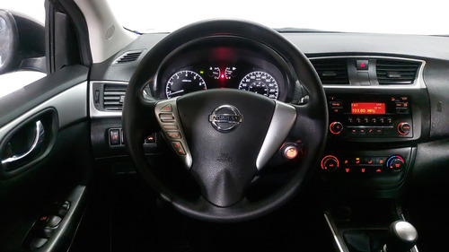 Nissan Sentra 1.8 Sense