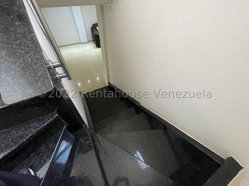 Imagen 5 de 15 de Townhouse Duplex, Acabados Y Construcción De Primera, Con Elegantes Accesorios, (listo Para Habitar). Ubicado En El Conjunto Cerrado Terranova, Cerca Del Sambil Paraguana. #22-10161.
