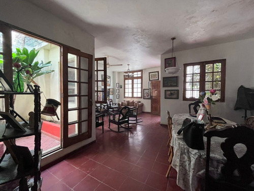 Vendo Casa En El Corazon De Ciudad Nueva /zona Colonial