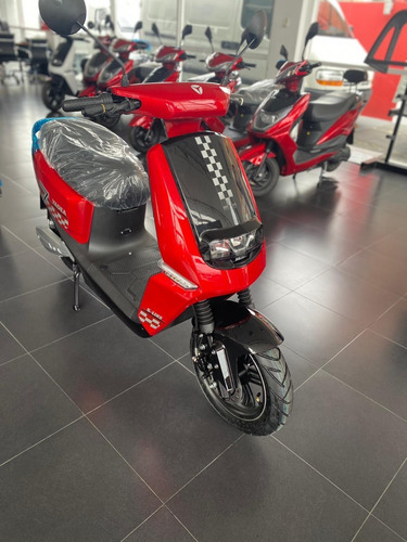 Imagen 13 de 22 de Moto Eléctrica. Yadea - Modelo S-like, Motos Eléctricas