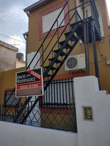 Casa Ideal Dos Familias En Venta - Villa Tesei